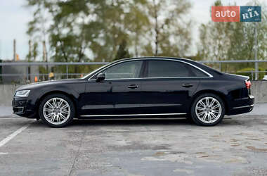 Седан Audi A8 2013 в 
