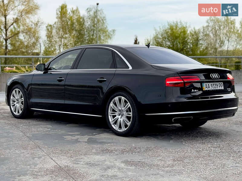 Седан Audi A8 2013 в Киеве
