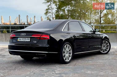Седан Audi A8 2013 в 