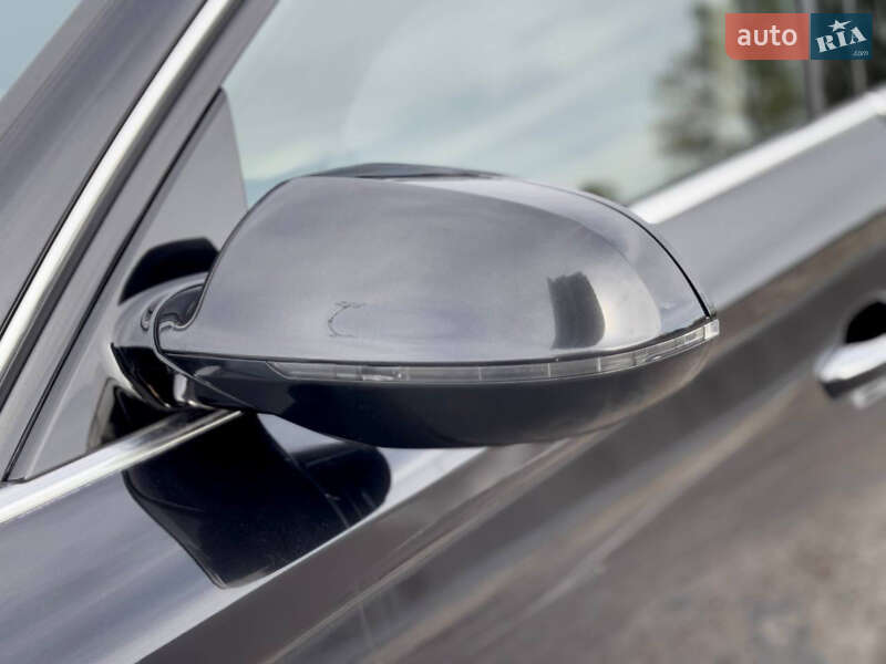 Седан Audi A8 2013 в Киеве