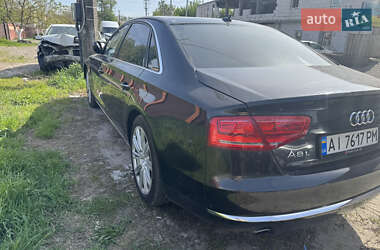 Седан Audi A8 2012 в 