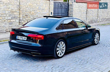 Седан Audi A8 2015 в 