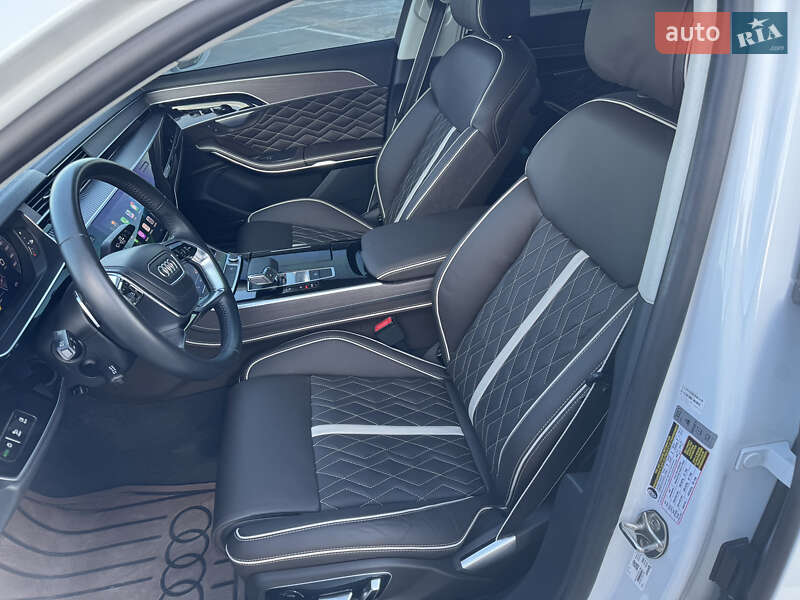 Седан Audi A8 2020 в Киеве