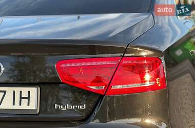 Седан Audi A8 2012 в 