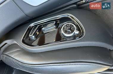 Седан Audi A8 2012 в 