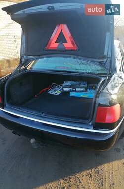 Седан Audi A8 1999 в 