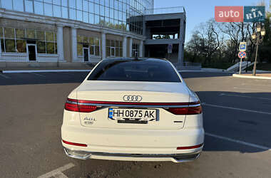 Седан Audi A8 2019 в 