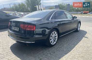 Седан Audi A8 2012 в 