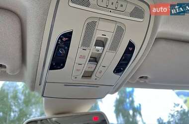 Седан Audi A8 2013 в 