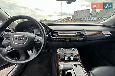 Седан Audi A8 2017 в 