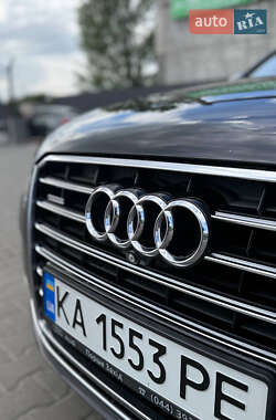 Седан Audi A8 2013 в 
