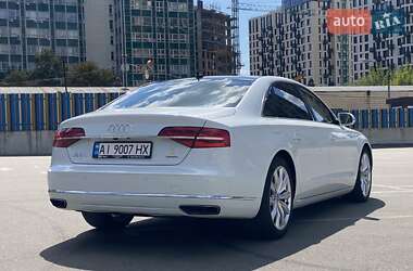Седан Audi A8 2015 в 