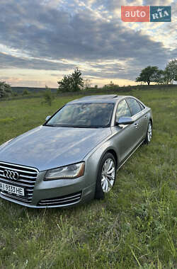 Седан Audi A8 2012 в 