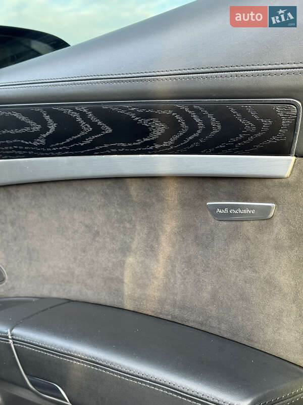 Седан Audi A8 2015 в Ивано-Франковске