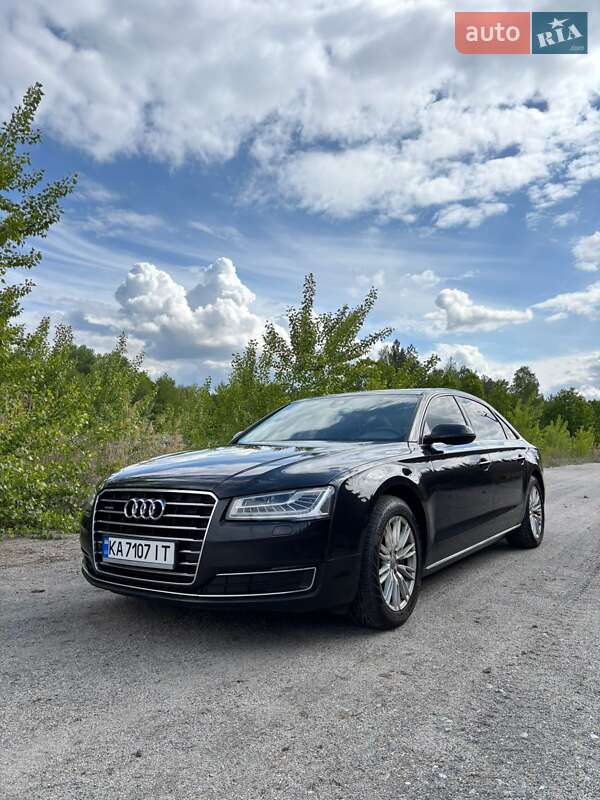 Седан Audi A8 2014 в Киеве