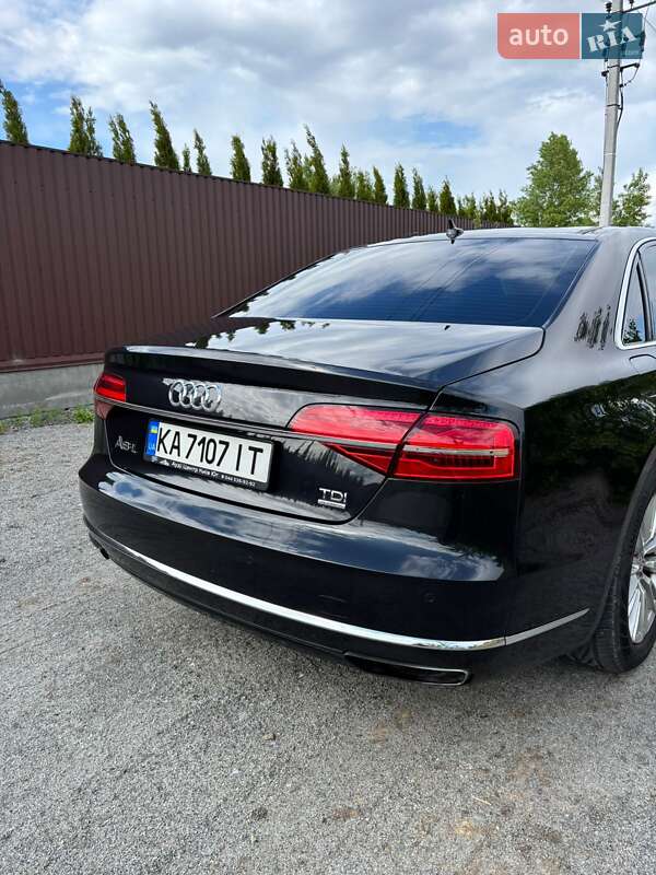 Седан Audi A8 2014 в Киеве