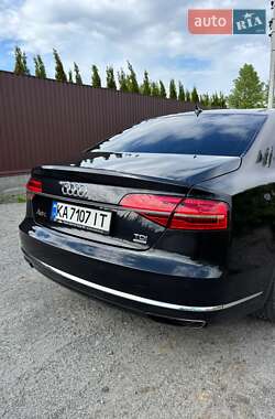 Седан Audi A8 2014 в 