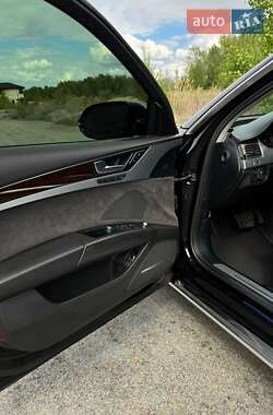 Седан Audi A8 2014 в 