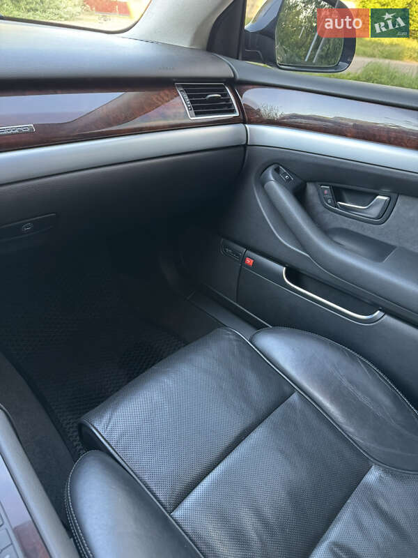 Седан Audi A8 2008 в Житомире