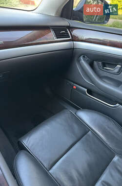 Седан Audi A8 2008 в 