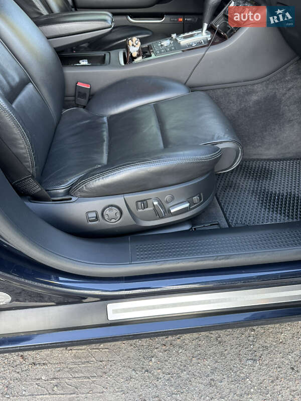 Седан Audi A8 2008 в Житомире