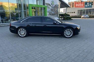 Седан Audi A8 2013 в 