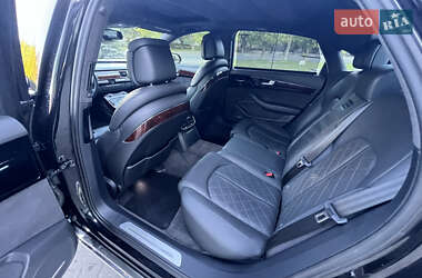 Седан Audi A8 2013 в 