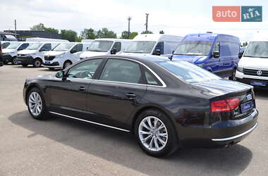 Седан Audi A8 2012 в 