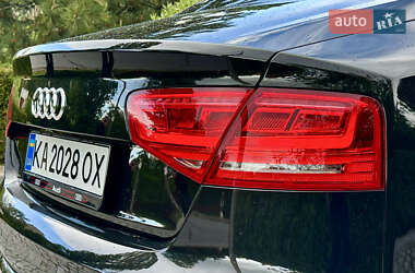 Седан Audi A8 2013 в 