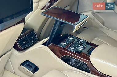 Седан Audi A8 2013 в 