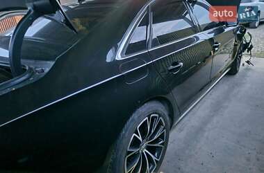 Седан Audi A8 2010 в 