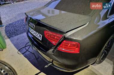Седан Audi A8 2010 в 