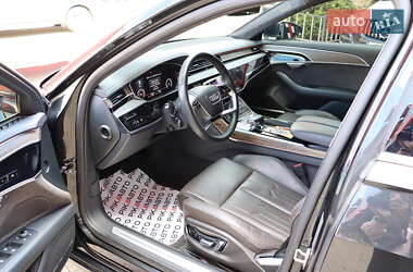 Седан Audi A8 2018 в 