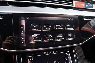 Седан Audi A8 2018 в 