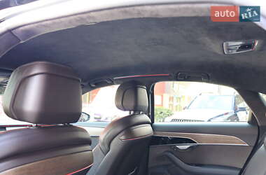 Седан Audi A8 2018 в 