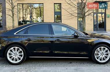Седан Audi A8 2013 в 