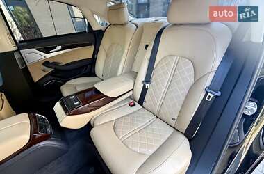 Седан Audi A8 2013 в 