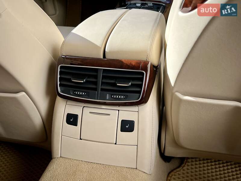 Седан Audi A8 2010 в Киеве