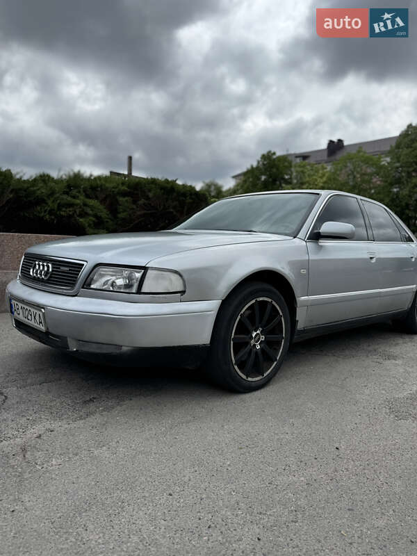 Седан Audi A8 1998 в Белой Церкви