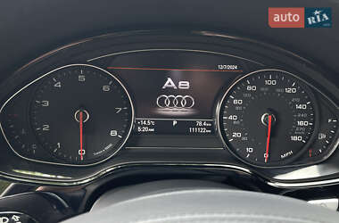 Седан Audi A8 2016 в 