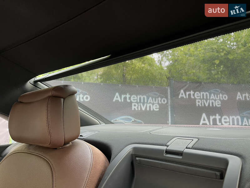Седан Audi A8 2016 в Ровно