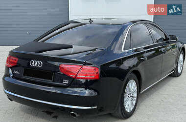 Седан Audi A8 2011 в 