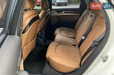 Седан Audi A8 2014 в 
