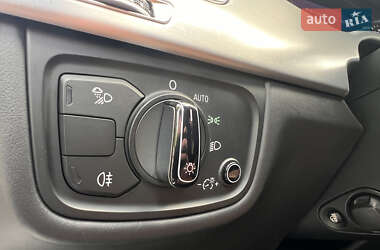 Седан Audi A8 2014 в 
