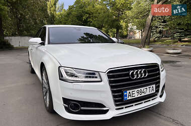 Седан Audi A8 2014 в 