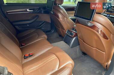 Седан Audi A8 2013 в 