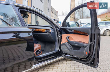 Седан Audi A8 2016 в 