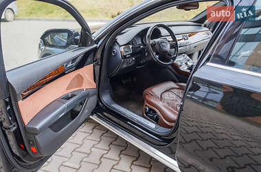 Седан Audi A8 2016 в 