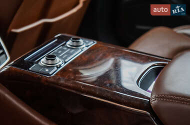 Седан Audi A8 2016 в 