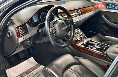 Седан Audi A8 2013 в 